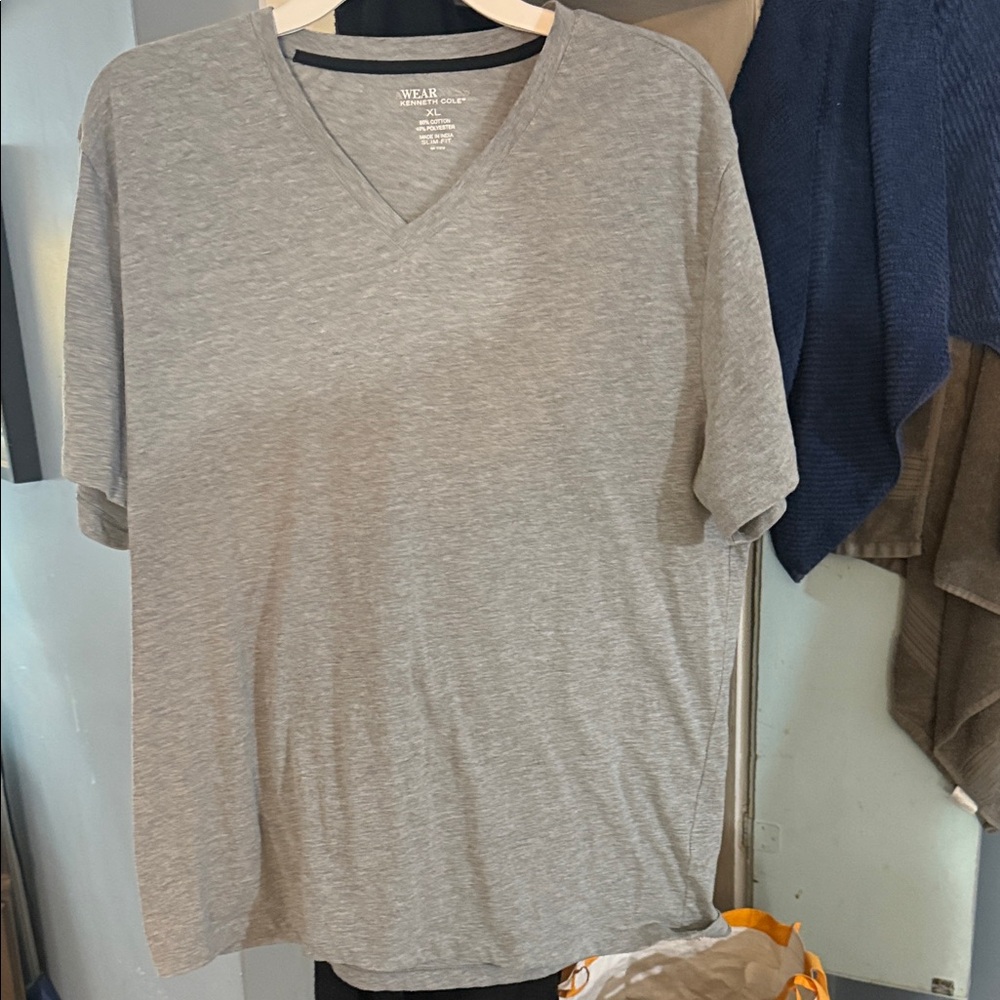 Kenneth Cole Gray V-Neck Tee
